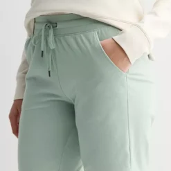 Petite Tek Gear® Essential Bermuda Shorts -Tek Gear Shop 7290905 ALT2